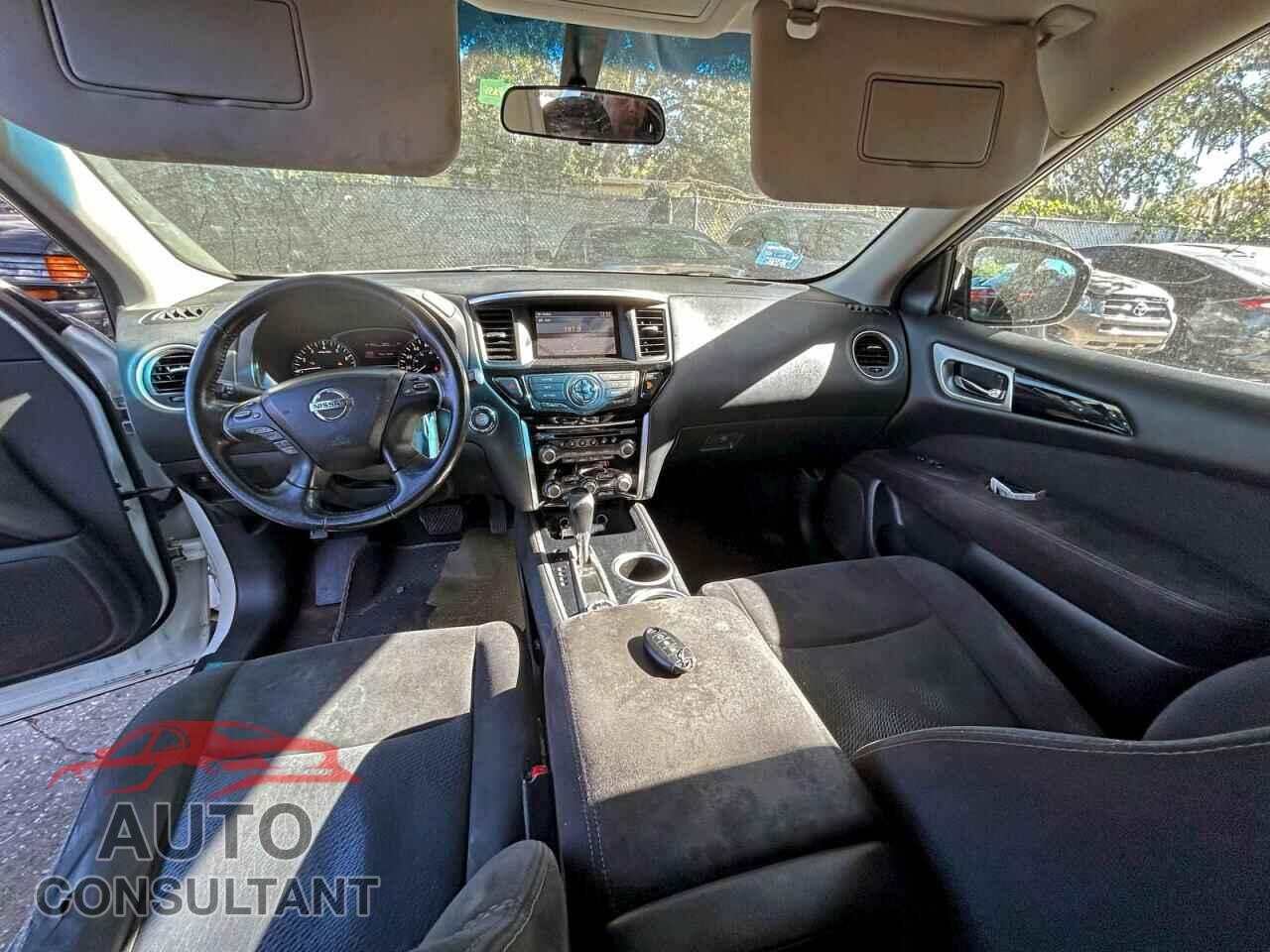 NISSAN PATHFINDER 2014 - 5N1AR2MM6EC680054