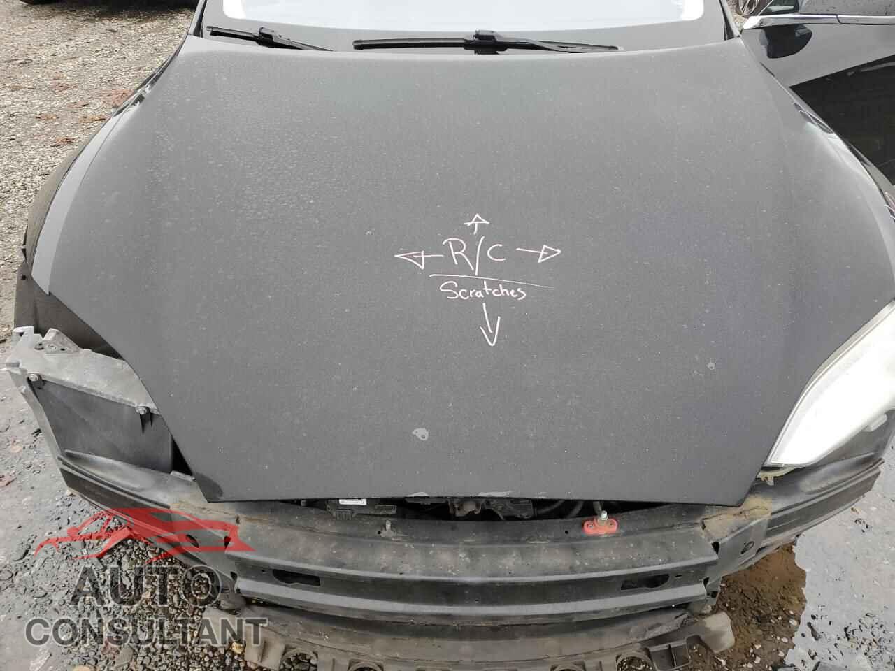 TESLA MODEL S 2013 - 5YJSA1DN7DFP12174