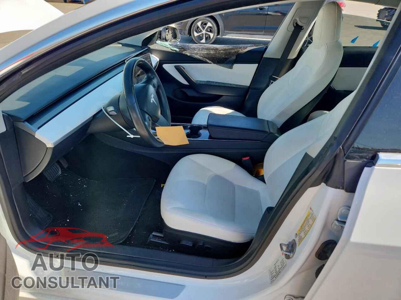 TESLA MODEL 3 2018 - 5YJ3E1EB3JF100207