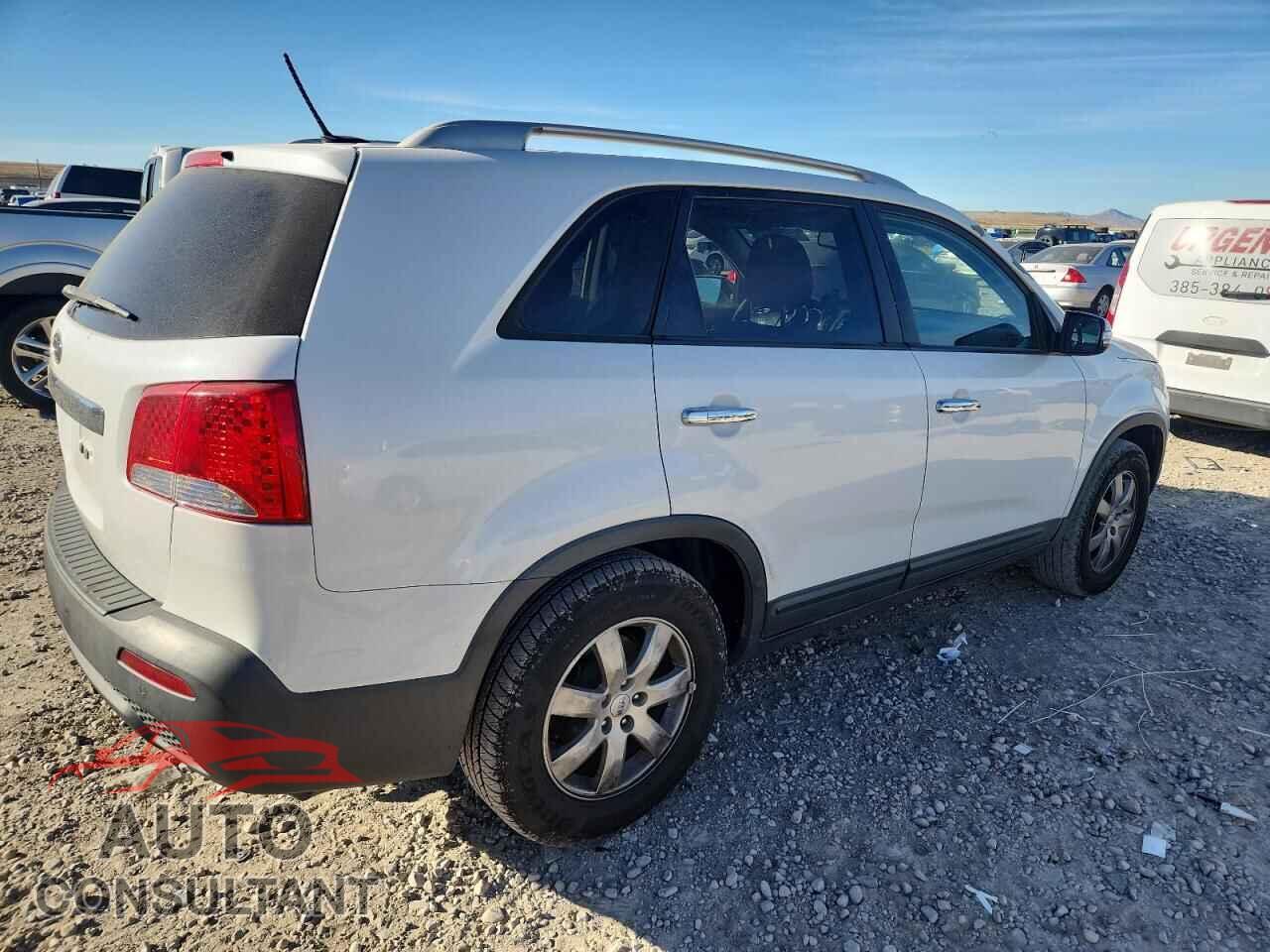 KIA SORENTO 2013 - 5XYKT4A65DG324698