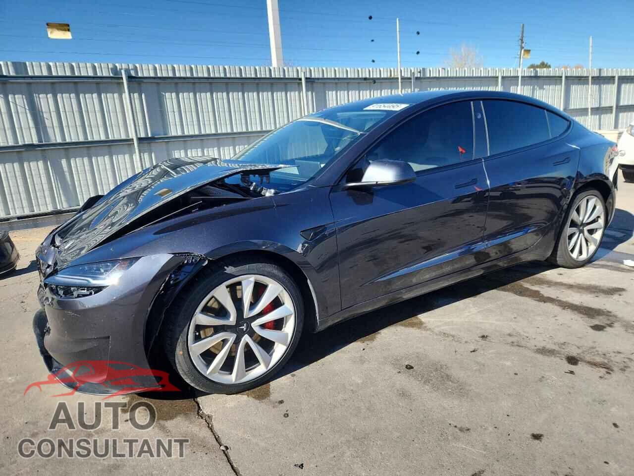TESLA MODEL 3 2024 - 5YJ3E1ET7RF856403