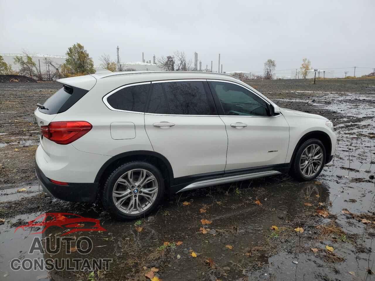 BMW X1 2017 - WBXHT3C32H5F80938