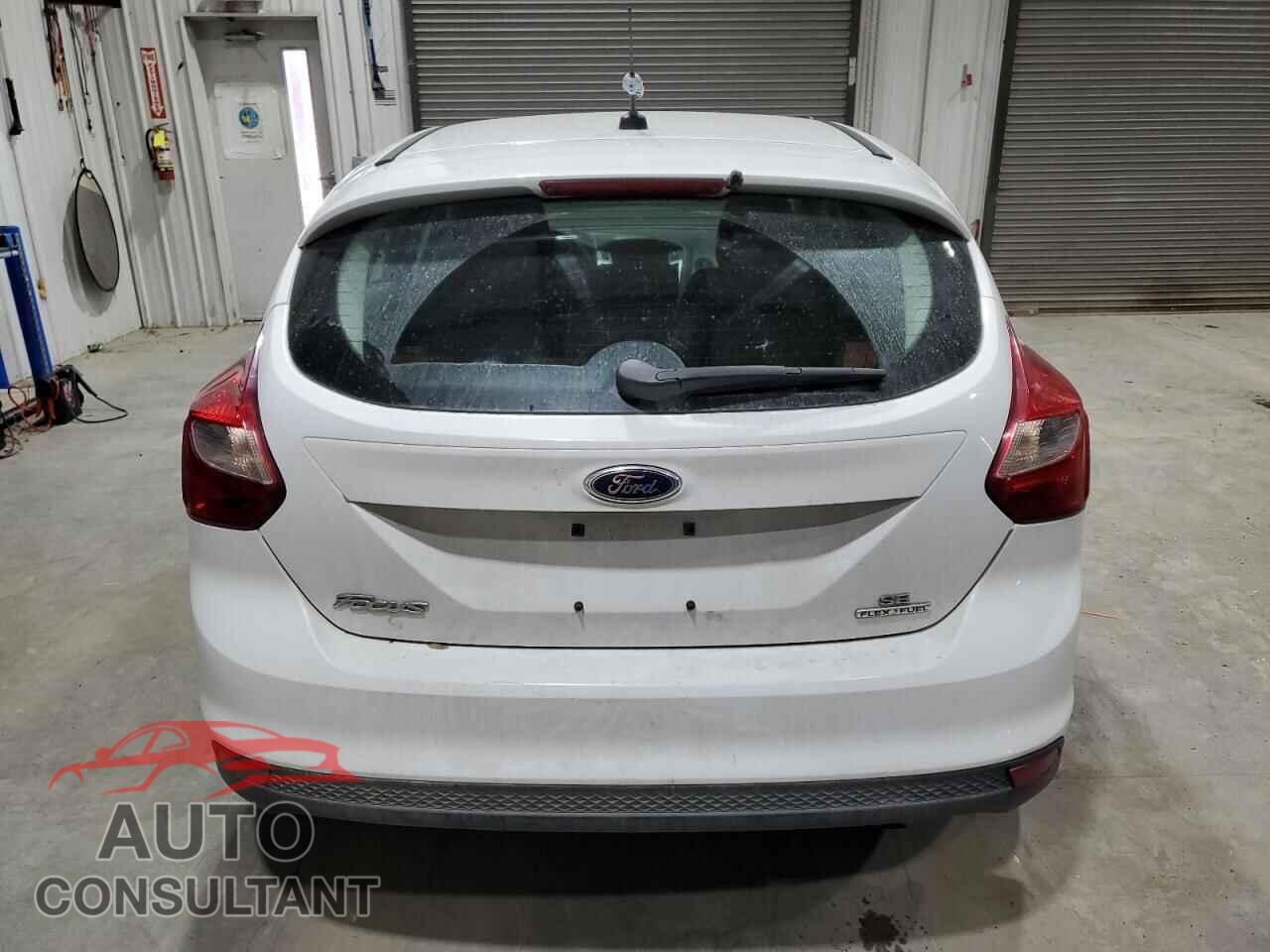 FORD FOCUS 2014 - 1FADP3K29EL312455