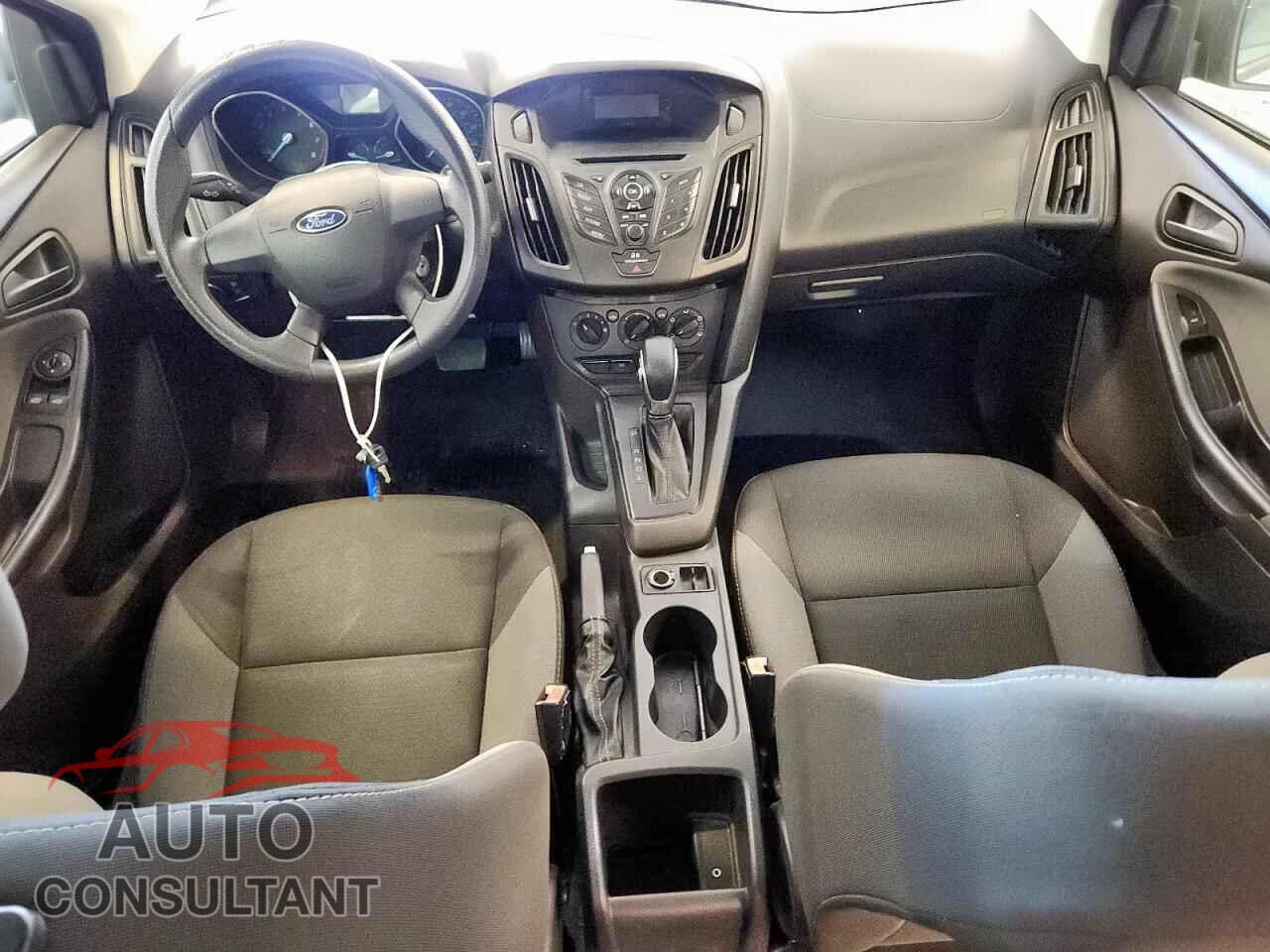 FORD FOCUS 2013 - 1FADP3E24DL262736