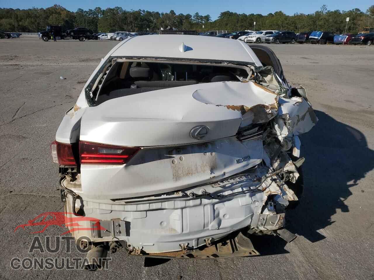 LEXUS IS 2015 - JTHBF1D21F5052207
