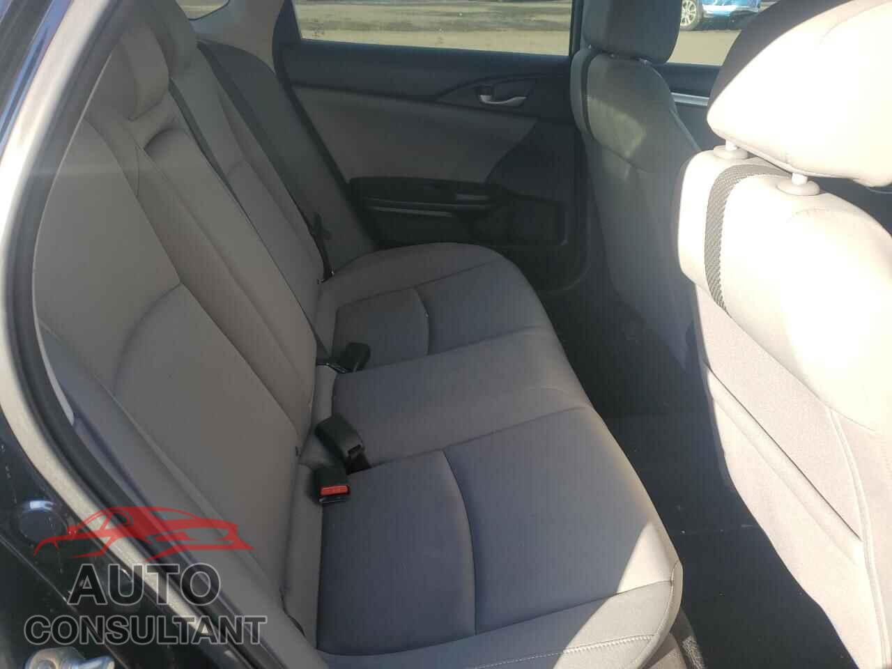HONDA CIVIC 2018 - 2HGFC2F77JH579858