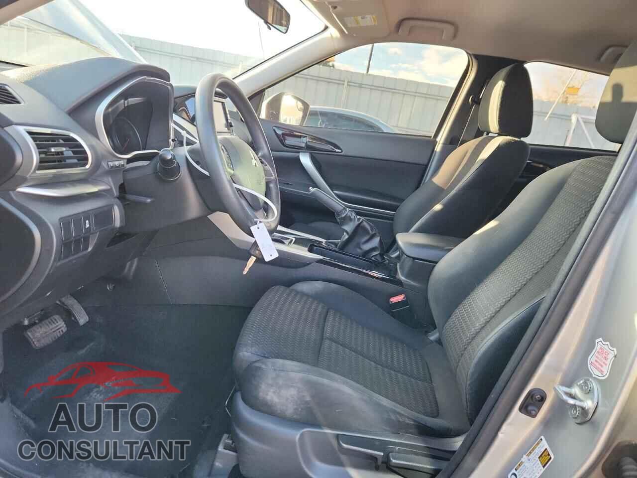 MITSUBISHI ECLIPSE 2019 - JA4AT3AA7KZ039455