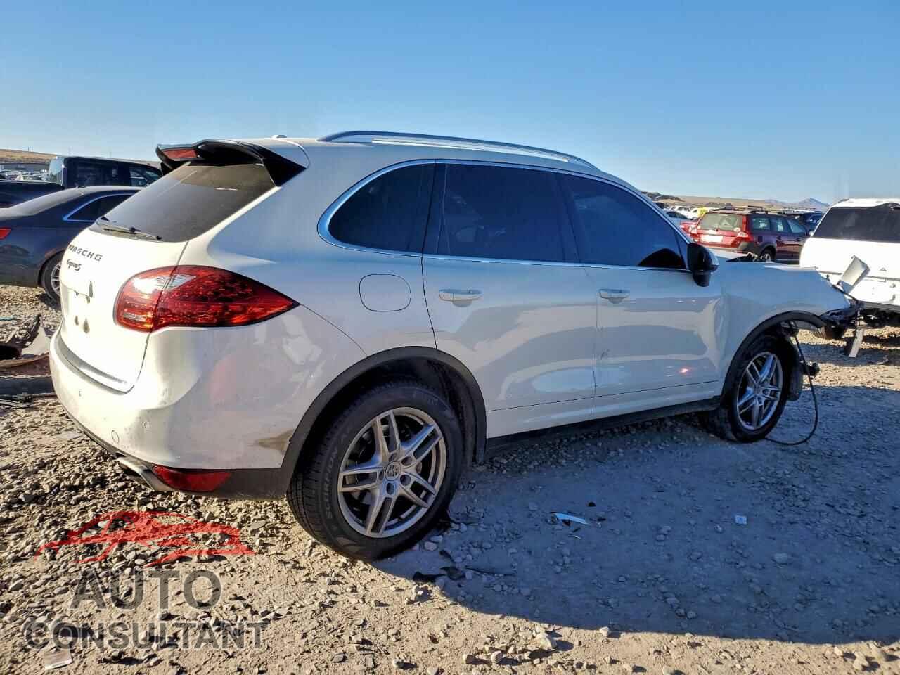 PORSCHE CAYENNE 2011 - WP1AB2A2XBLA55615