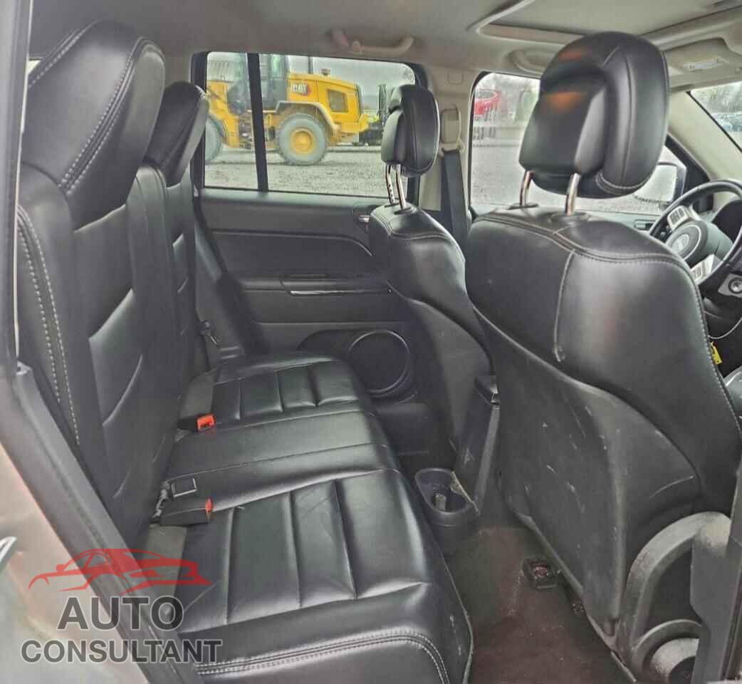 JEEP COMPASS 2013 - 1C4NJCCB6DD256014