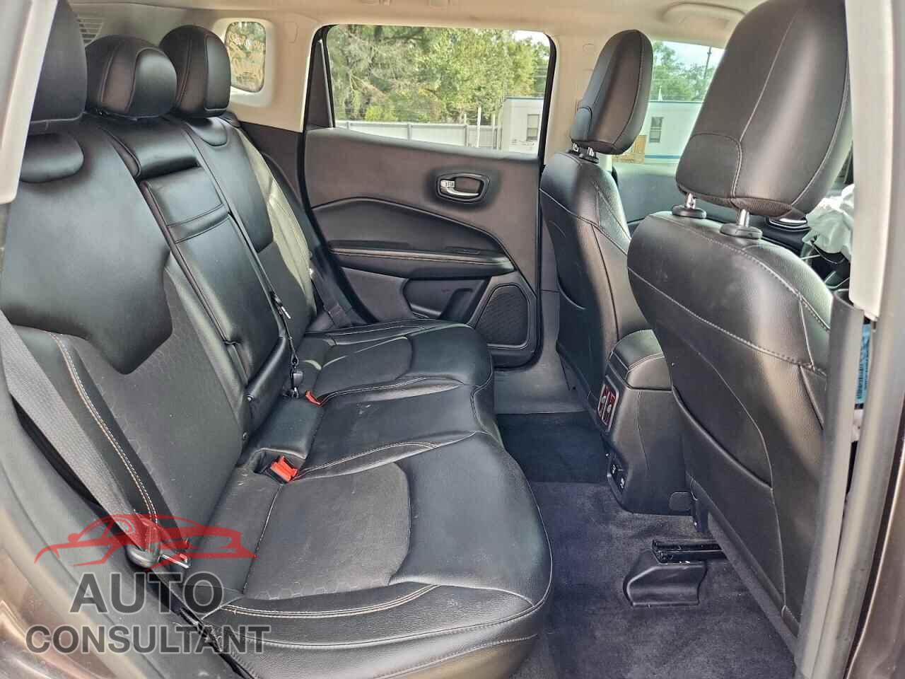 JEEP COMPASS 2018 - 3C4NJCBB1JT286593