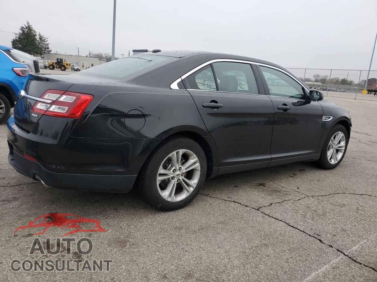 FORD TAURUS 2015 - 1FAHP2E86FG177215