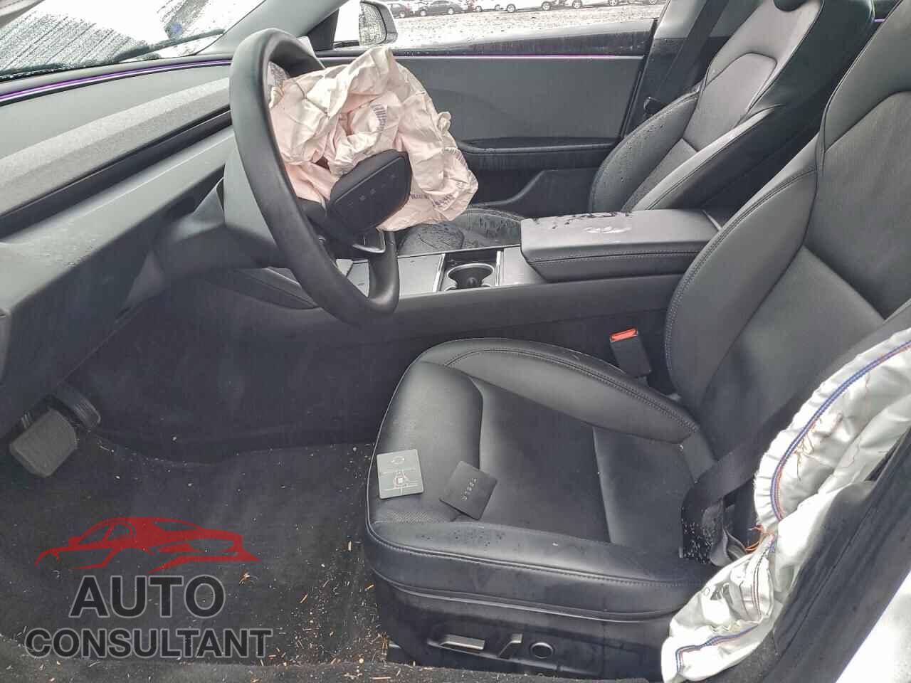 TESLA MODEL 3 2024 - 5YJ3E1EA7RF835646