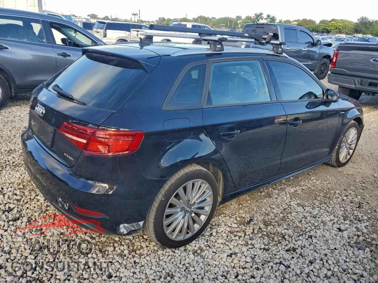 AUDI A3 2017 - WAUUPBFF9HA141561