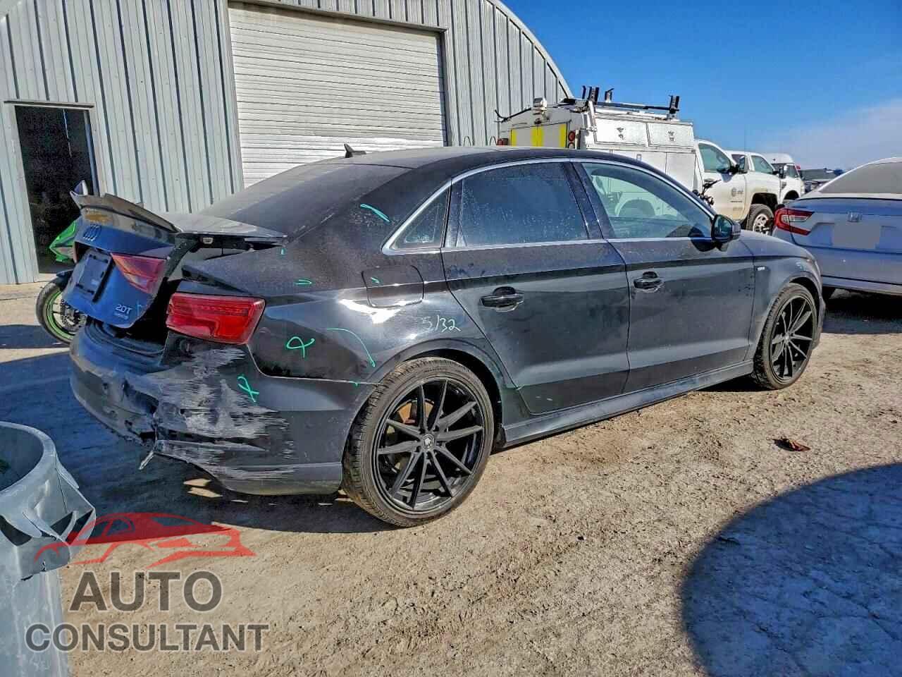 AUDI A3 2018 - WAUJ8GFF4J1017202