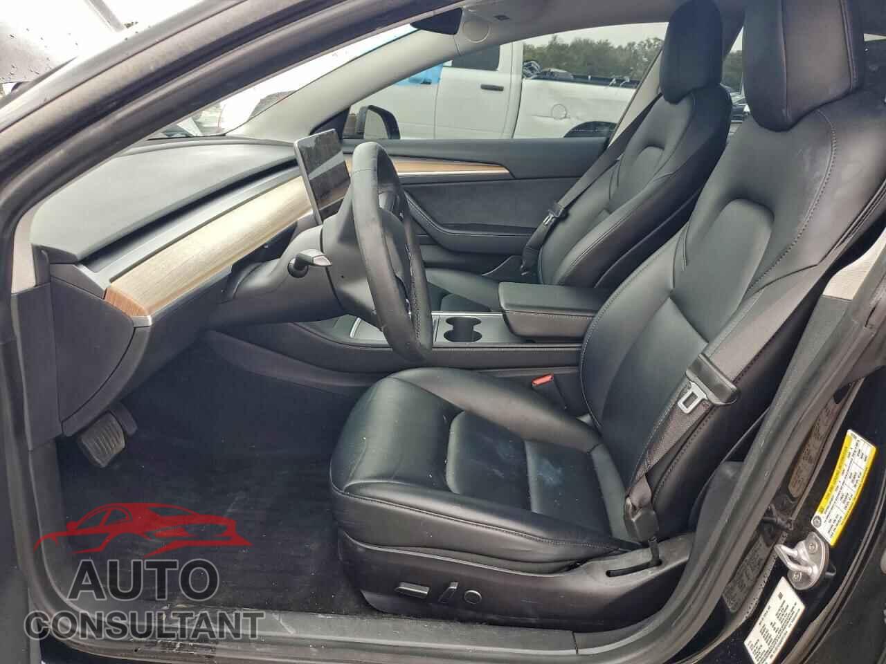 TESLA MODEL 3 2021 - 5YJ3E1EA6MF017544