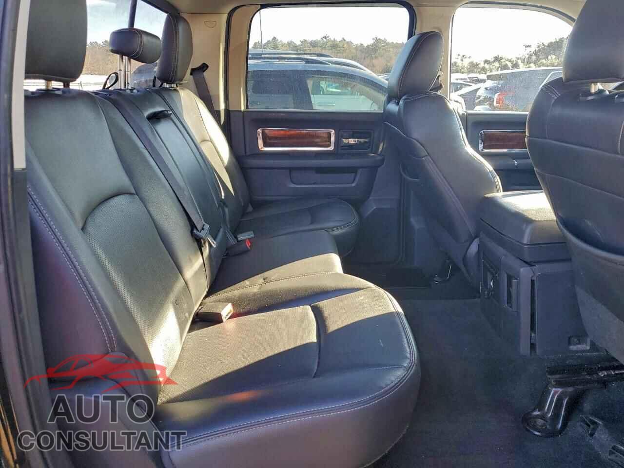 DODGE RAM 1500 2012 - 1C6RD7NT6CS340535