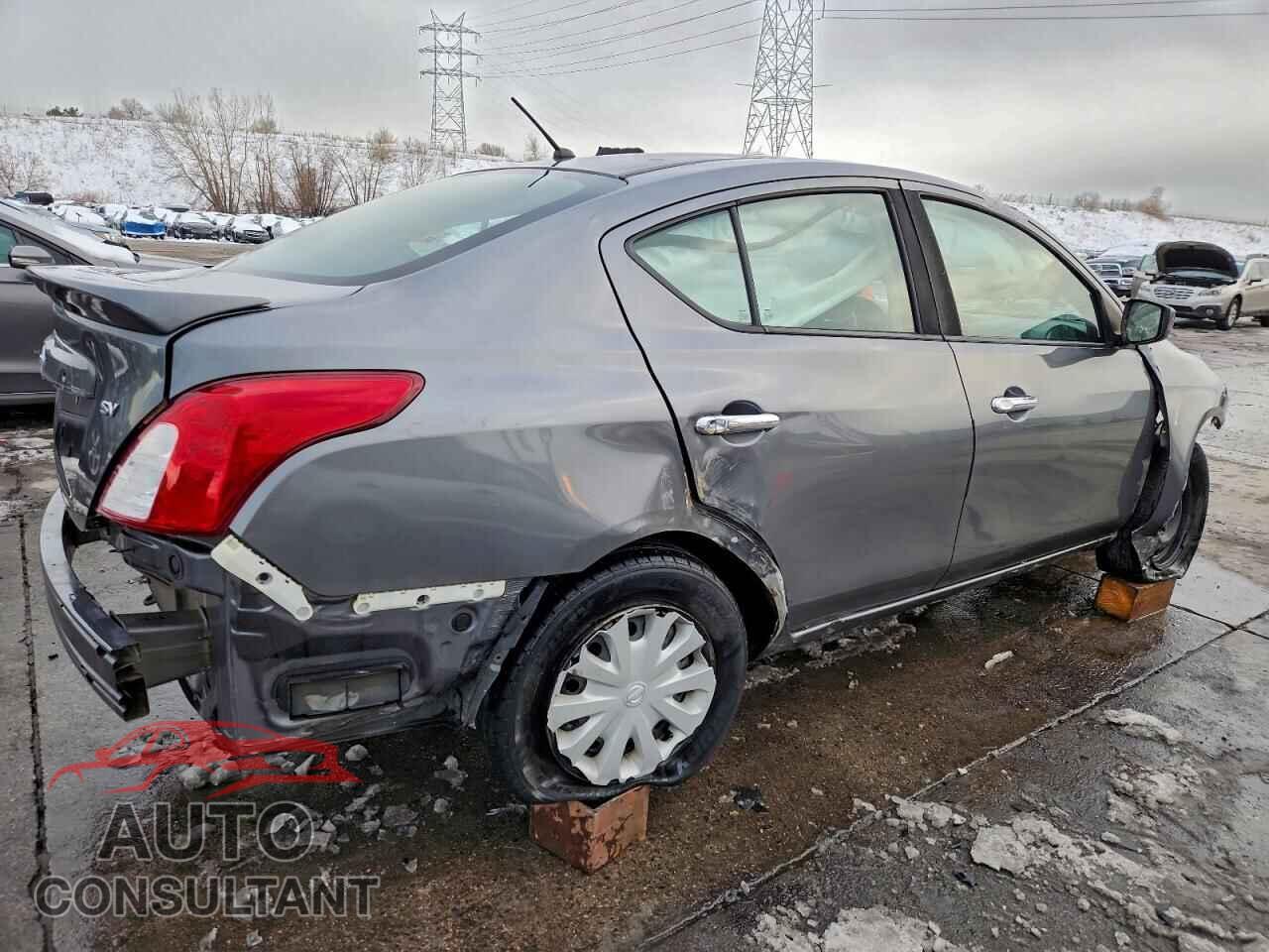 NISSAN VERSA 2017 - 3N1CN7AP3HL856543