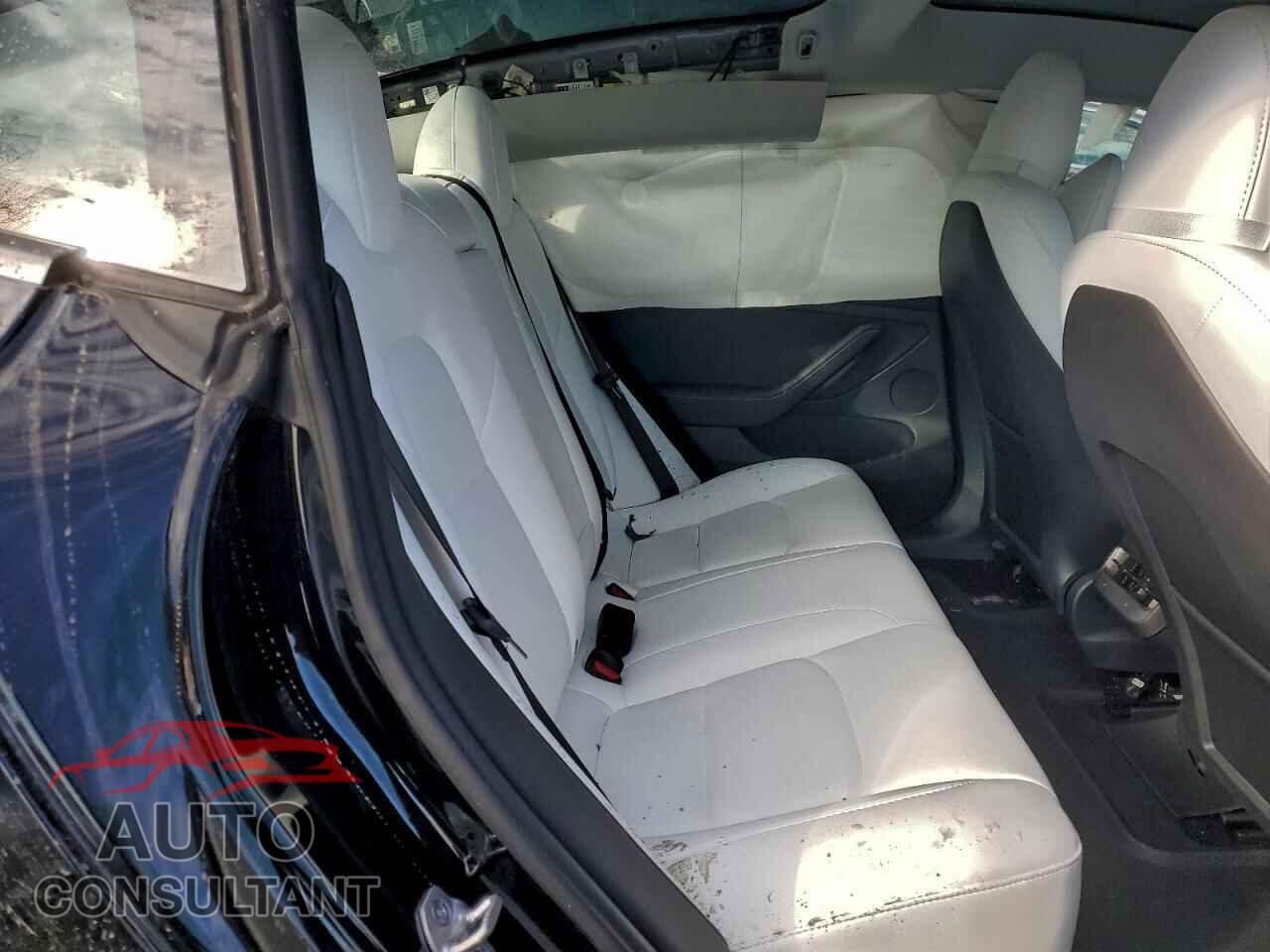 TESLA MODEL 3 2023 - 5YJ3E1EA3PF654315