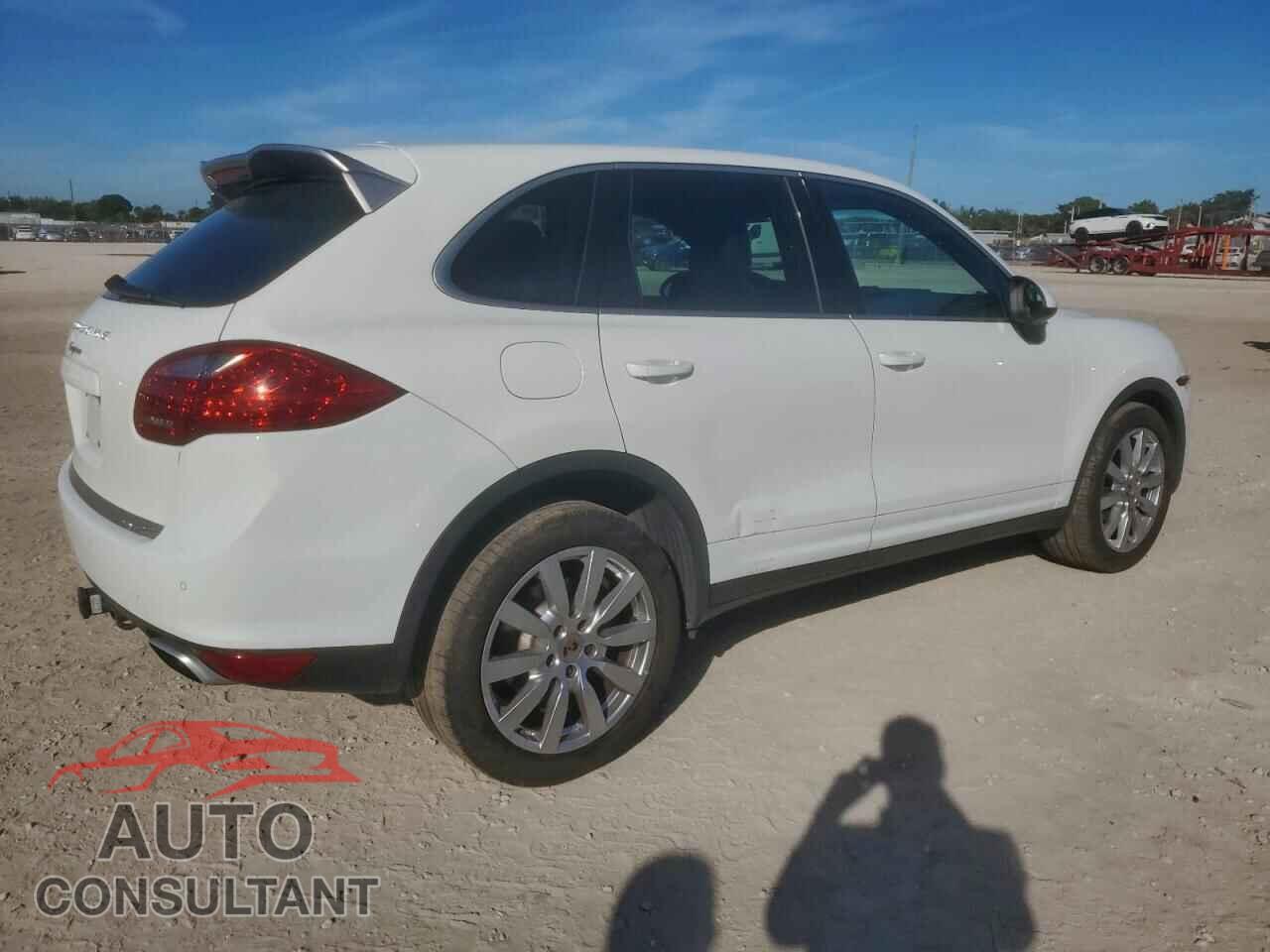 PORSCHE CAYENNE 2014 - WP1AA2A22ELA06867