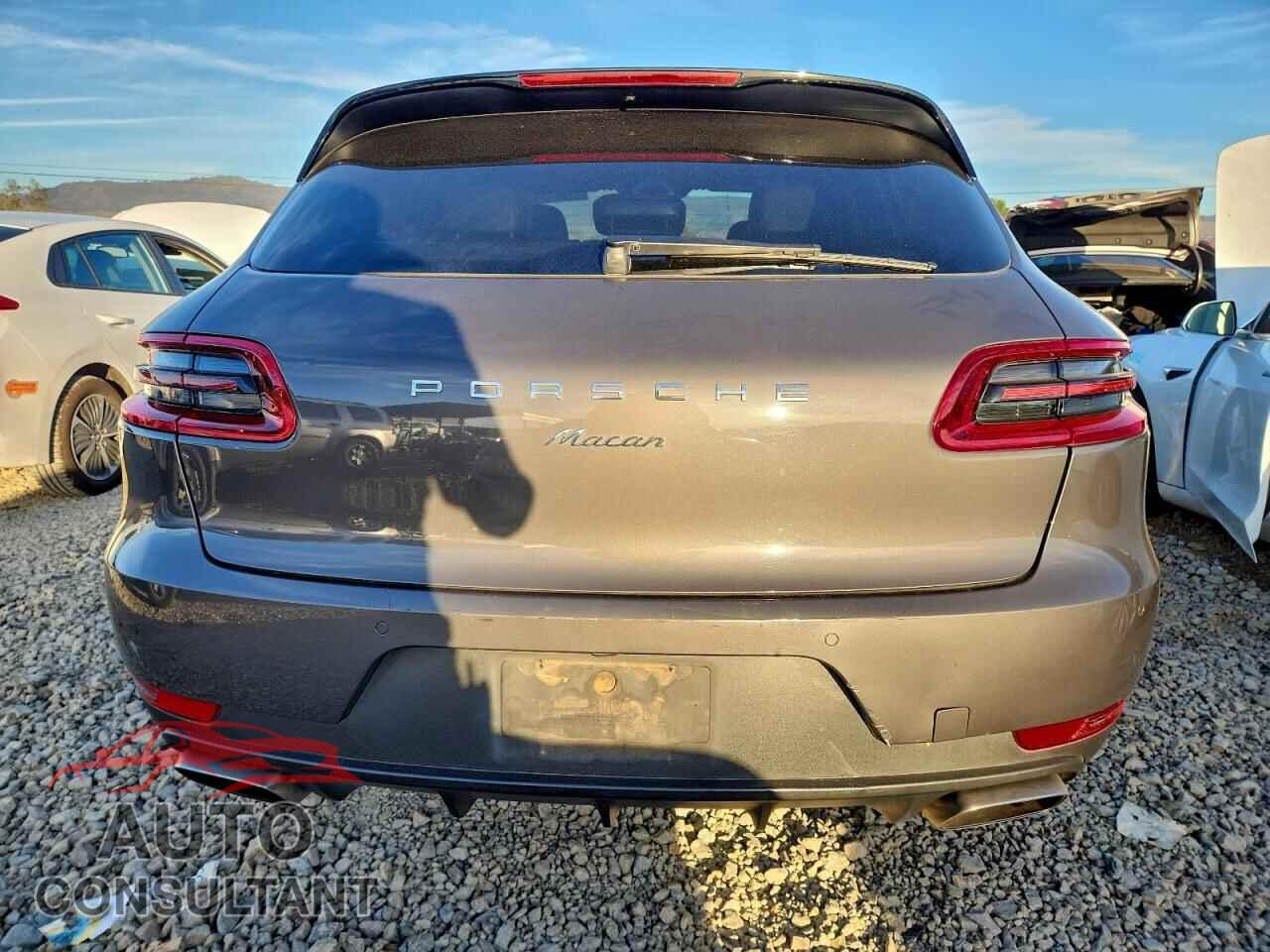 PORSCHE MACAN 2018 - WP1AA2A59JLB20532