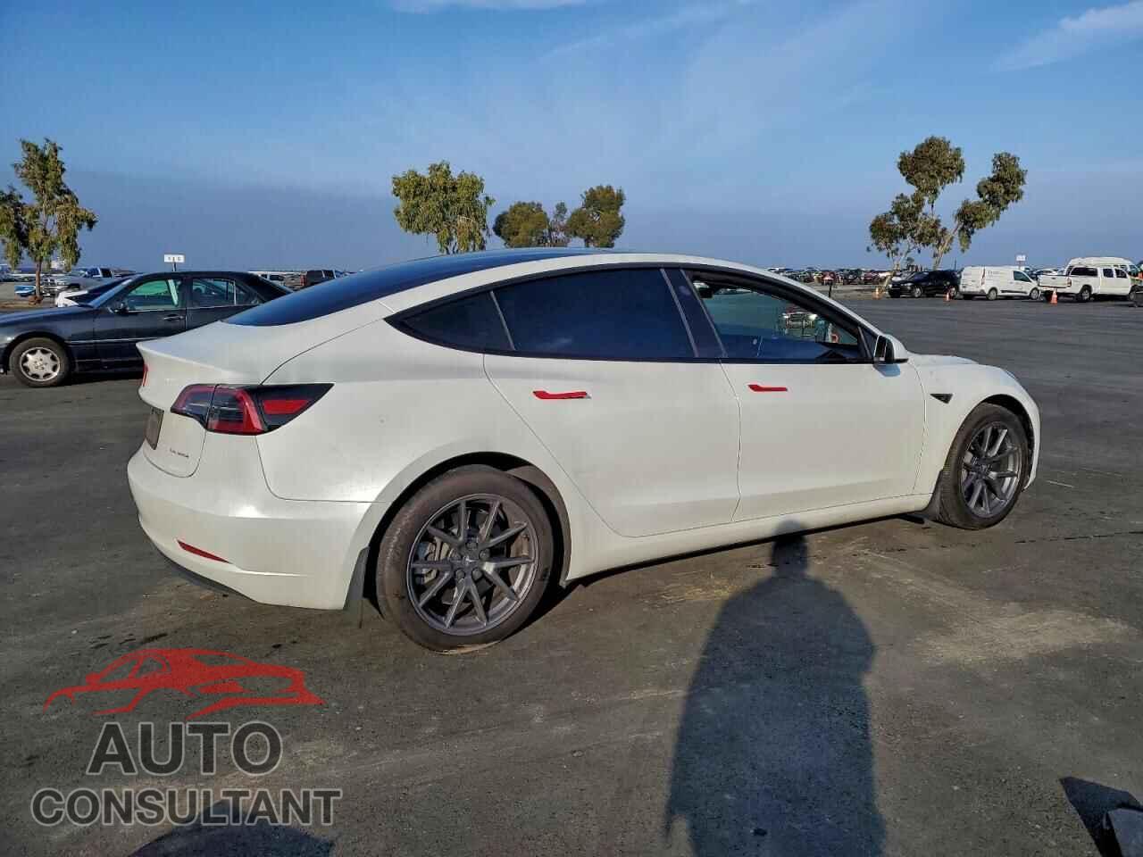 TESLA MODEL 3 2023 - 5YJ3E1EB3PF611375