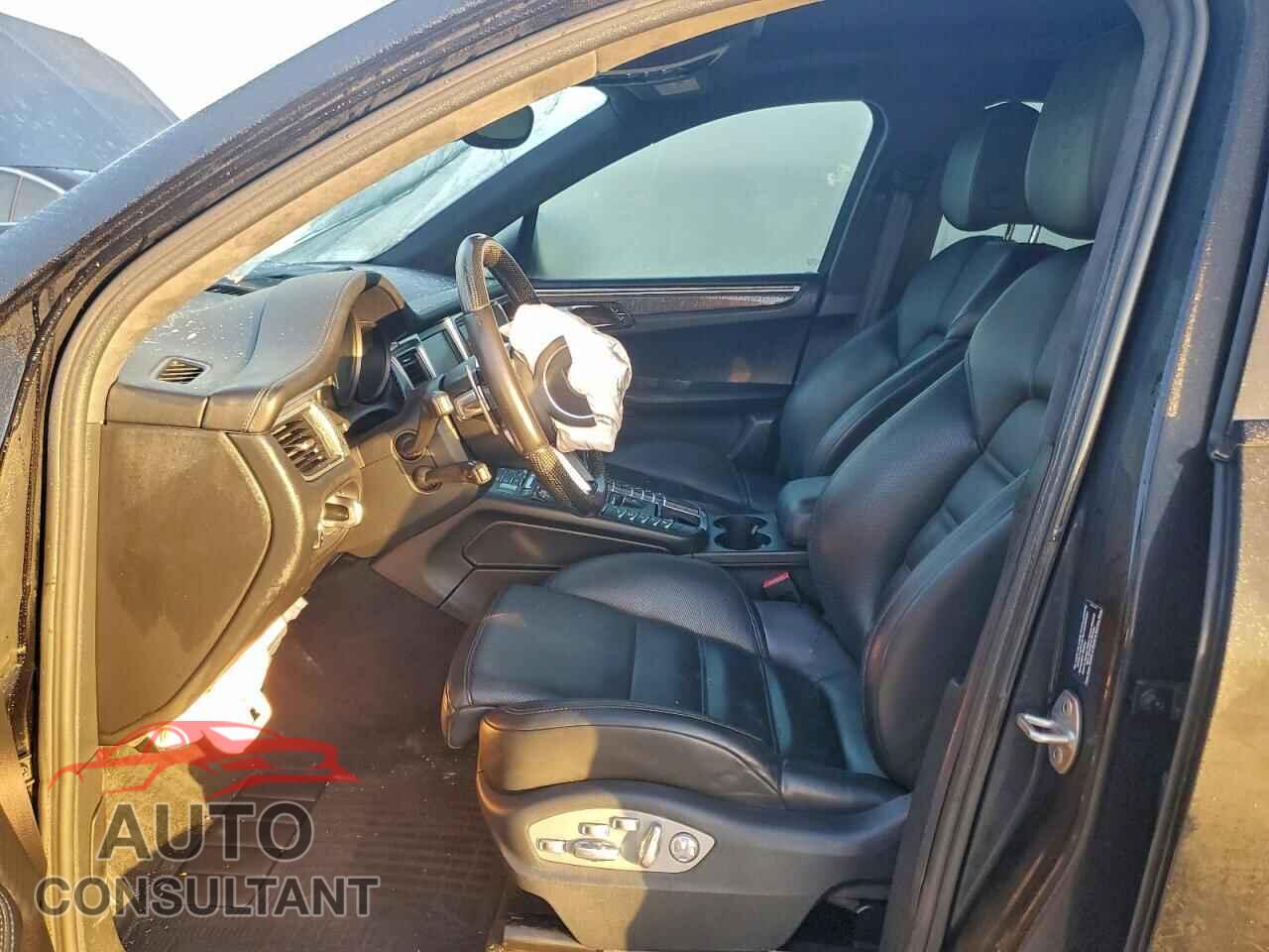 PORSCHE MACAN 2016 - WP1AF2A55GLB93987