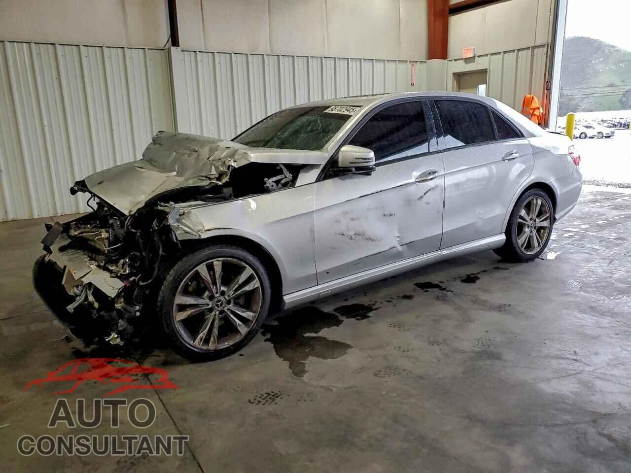 MERCEDES-BENZ E-CLASS 2013 - WDDHF5KB4DA687017