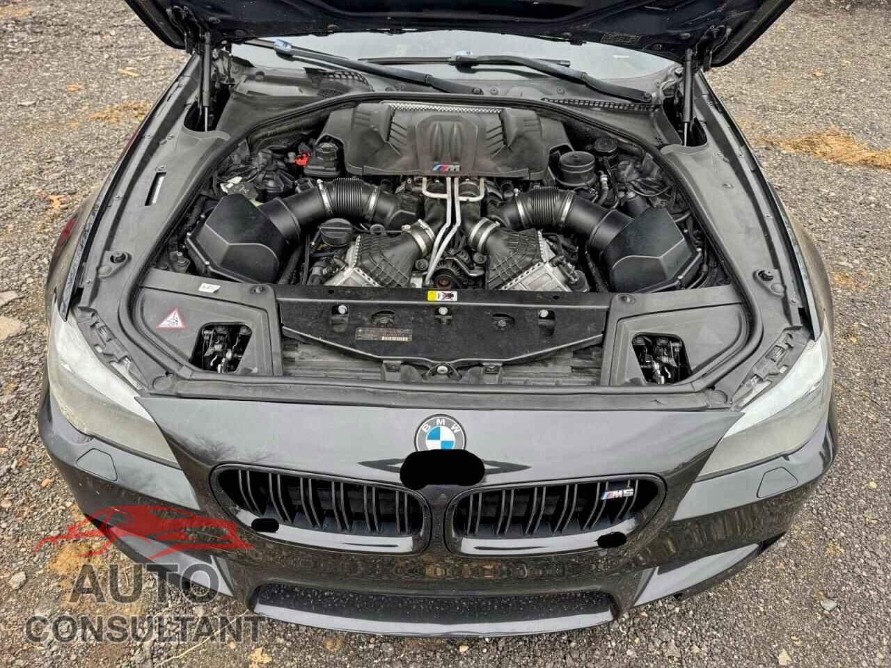 BMW M5 2013 - WBSFV9C53DD095684