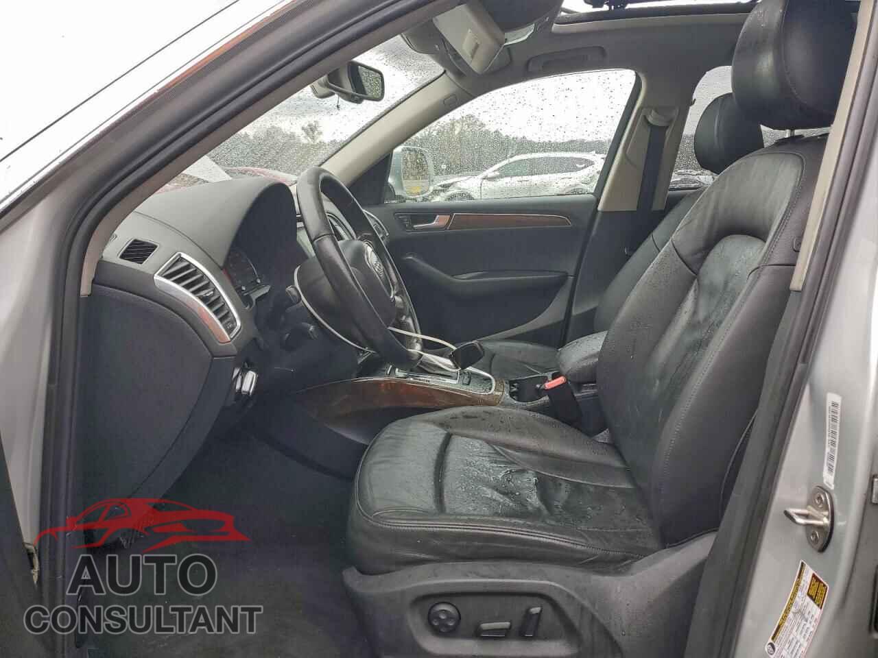 AUDI Q5 2010 - WA1LKAFP2AA080974