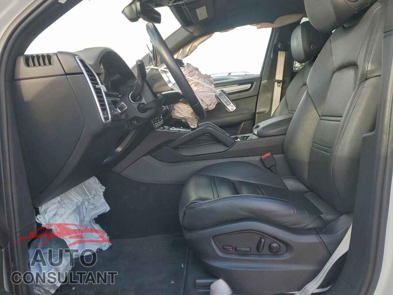 PORSCHE CAYENNE 2022 - WP1AA2AY0NDA07014