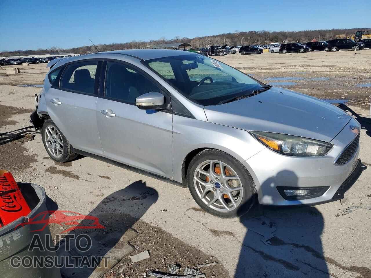 FORD FOCUS 2015 - 1FADP3K2XFL326530