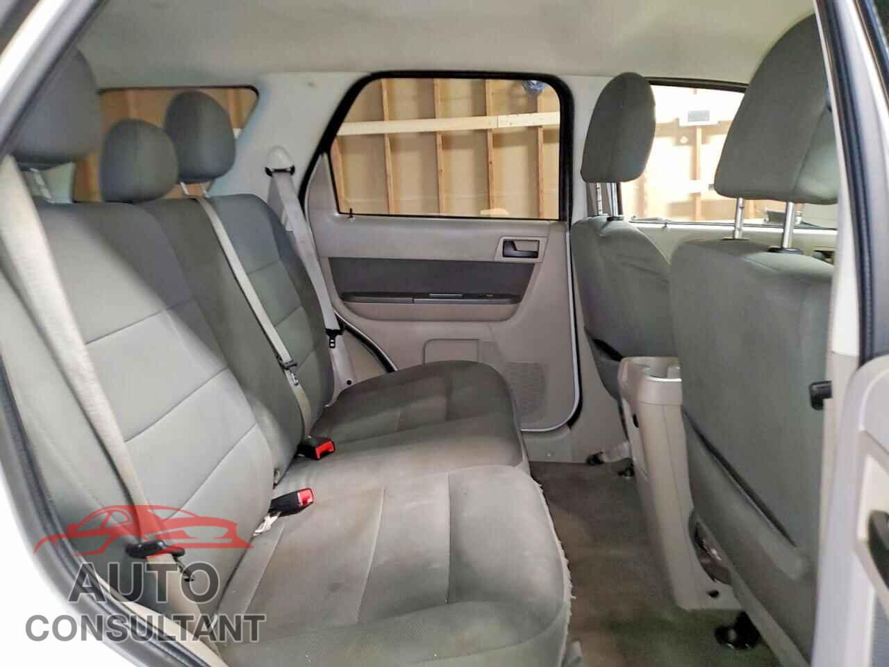 FORD ESCAPE 2010 - 1FMCU0D73AKA78539
