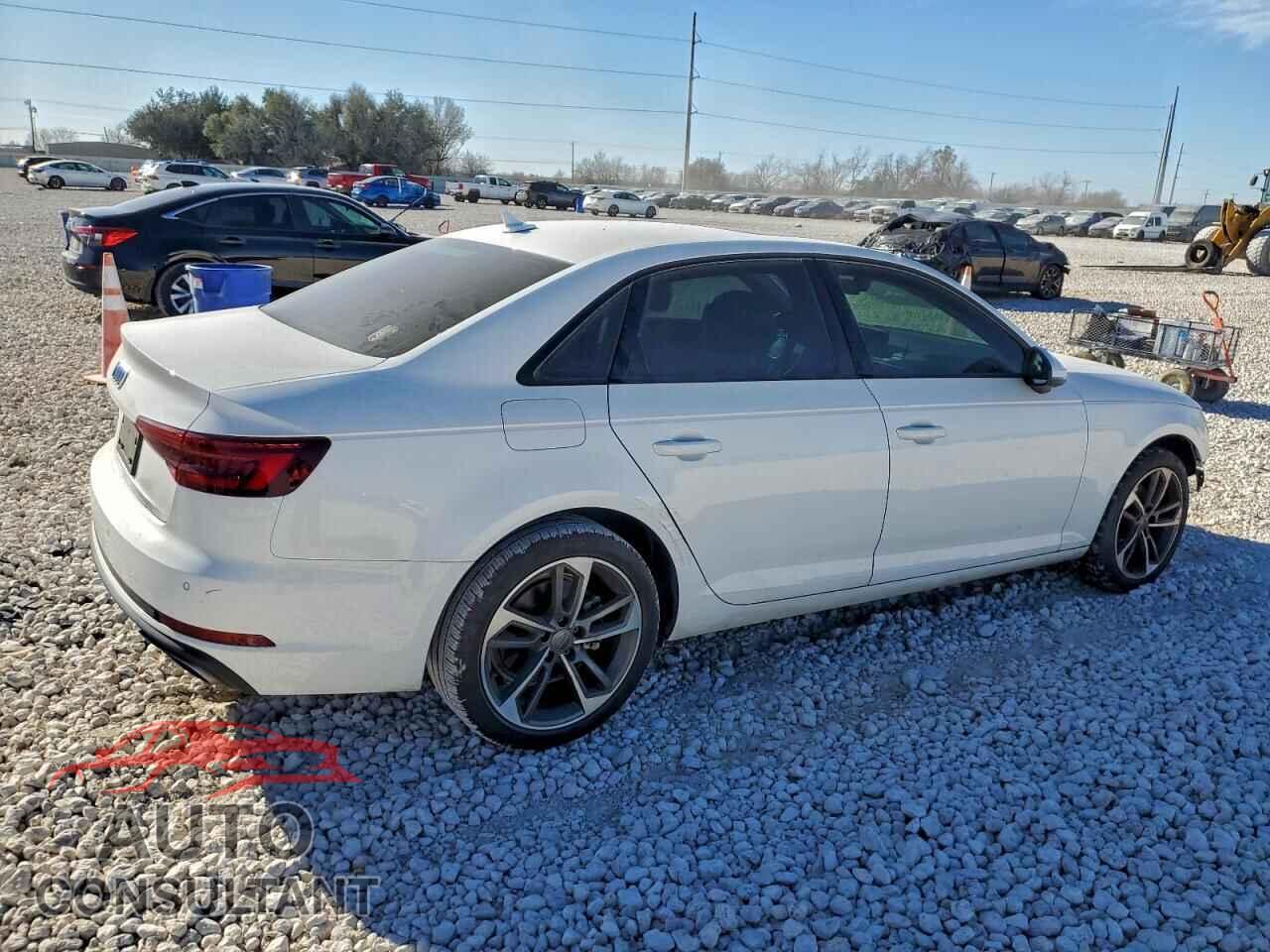 AUDI A4 2019 - WAUGMAF41KN021686