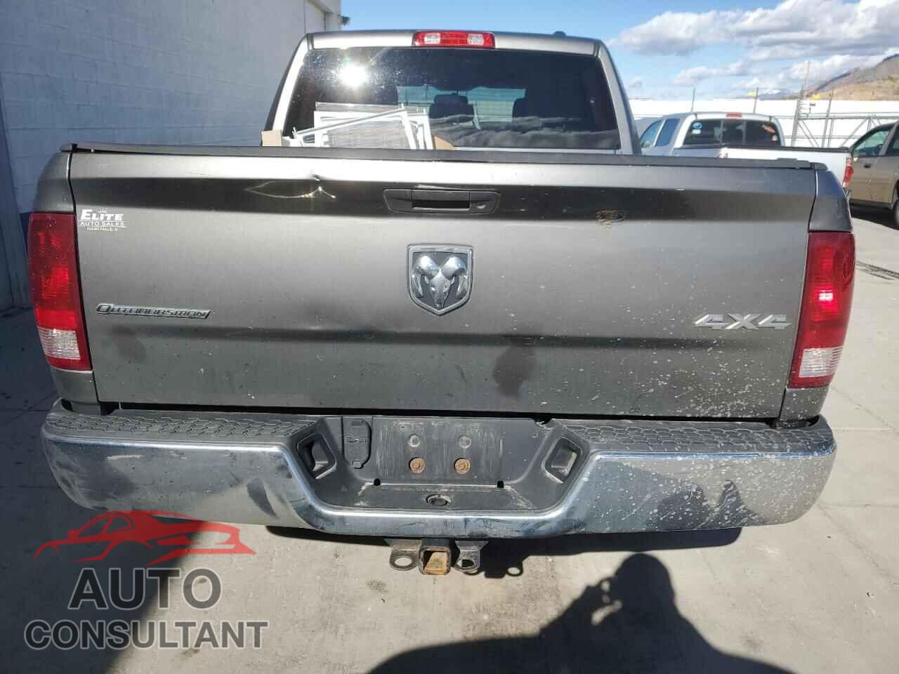 DODGE RAM 1500 2012 - 1C6RD7LT5CS297020