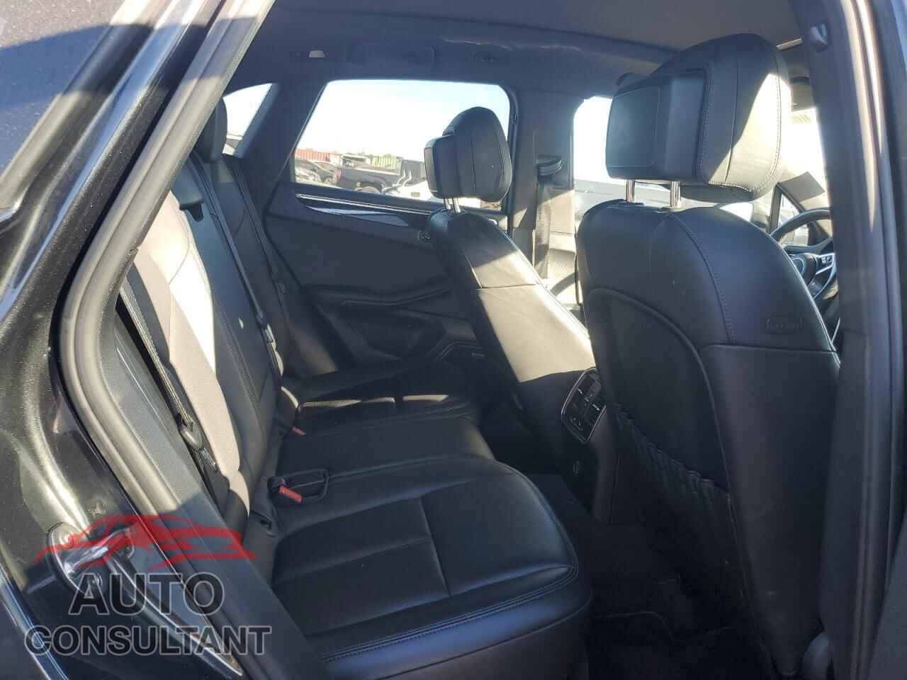 PORSCHE MACAN 2018 - WP1AA2A50JLB17597