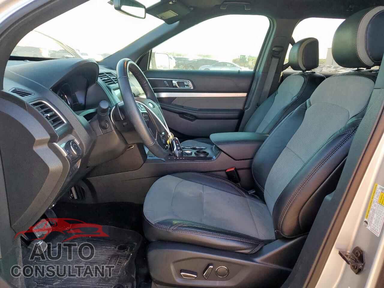 FORD EXPLORER 2017 - 1FM5K7D88HGD85797