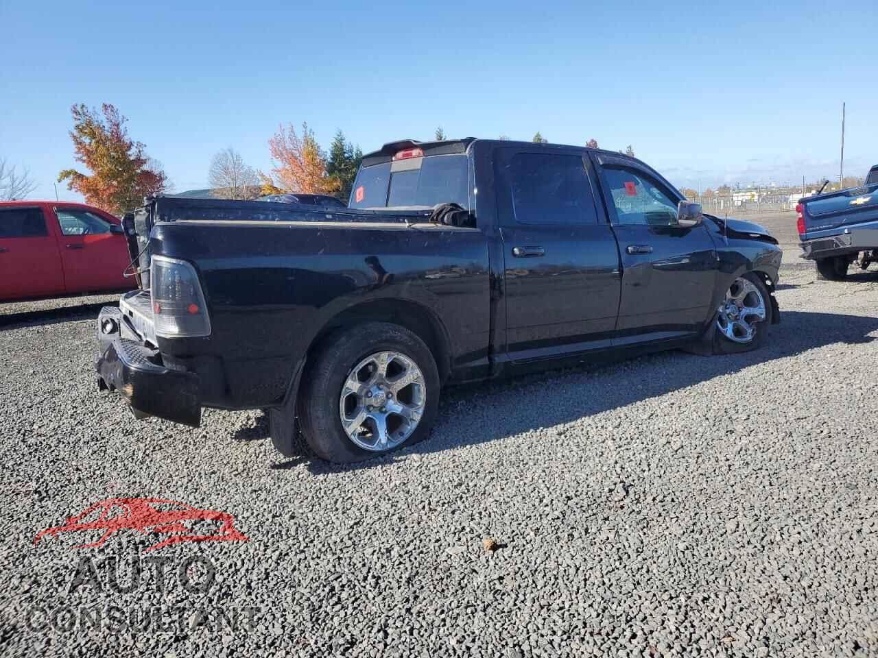 DODGE RAM 1500 2012 - 1C6RD7MT6CS192663