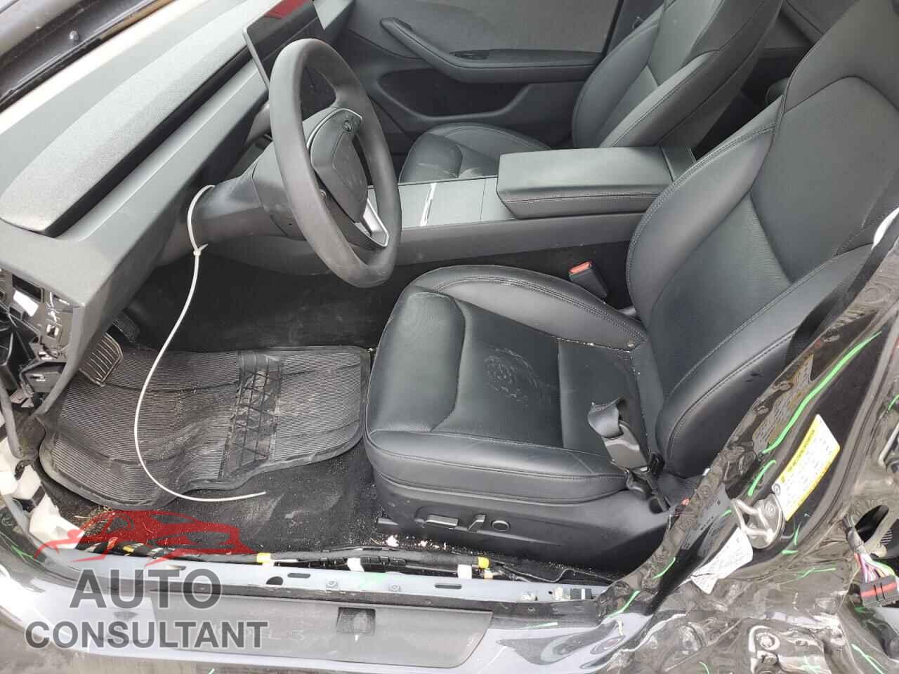 TESLA MODEL 3 2024 - 5YJ3E1EA5RF765175