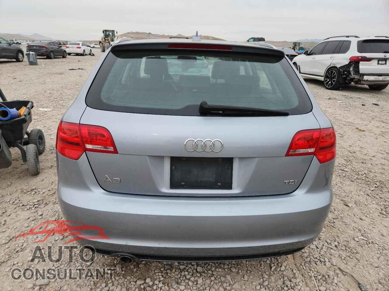 AUDI A3 2011 - WAUBJAFM3BA139474