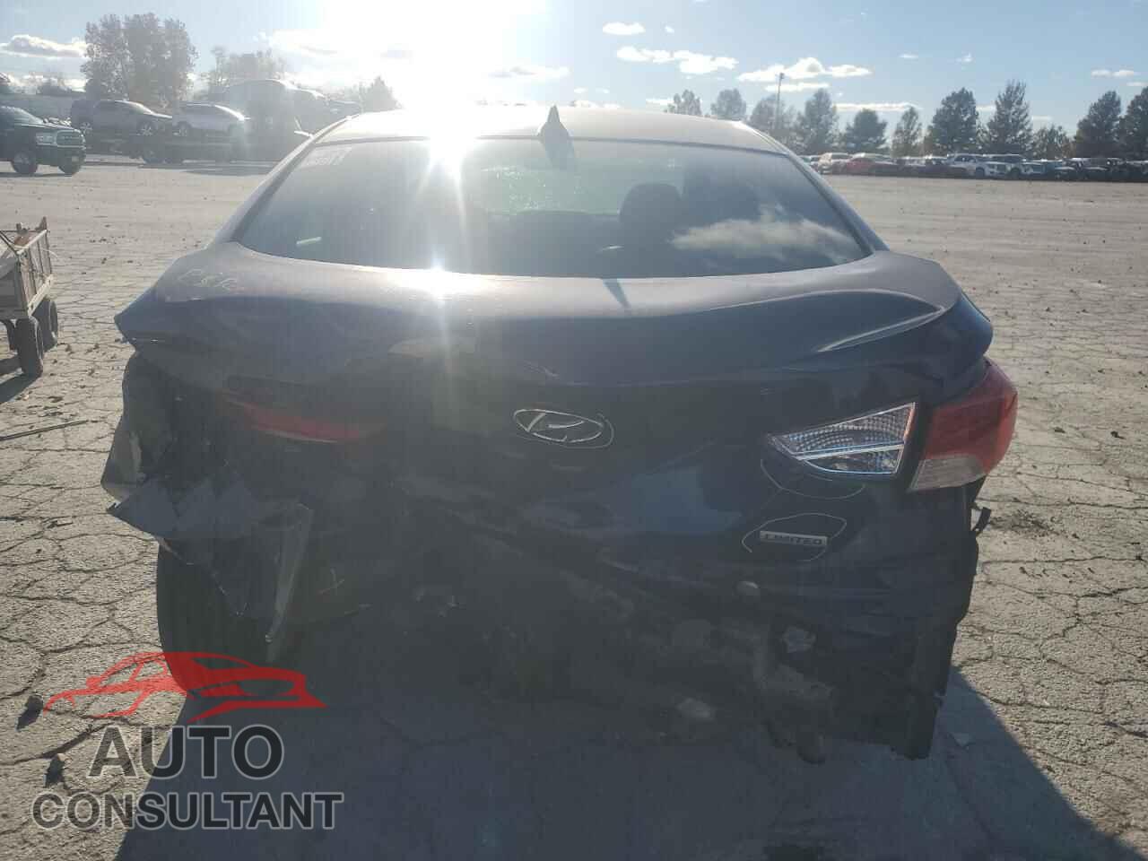 HYUNDAI ELANTRA 2012 - 5NPDH4AE6CH084067