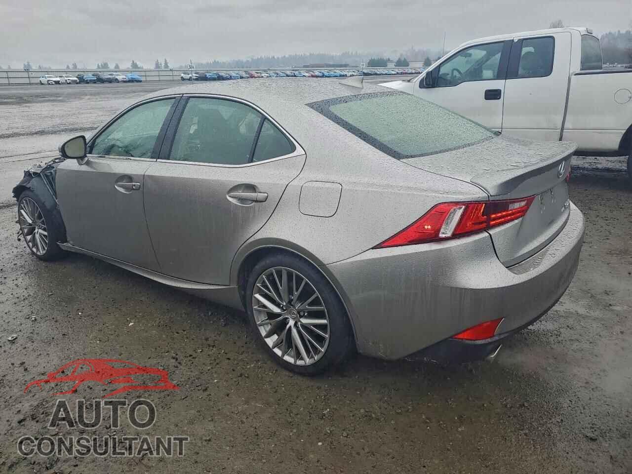 LEXUS IS 2015 - JTHCF1D24F5025846