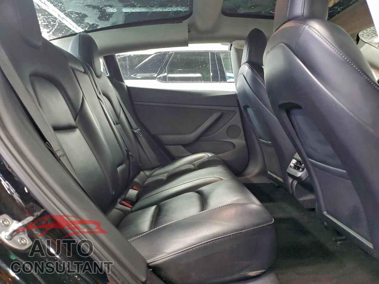 TESLA MODEL 3 2022 - 5YJ3E1EAXNF368801