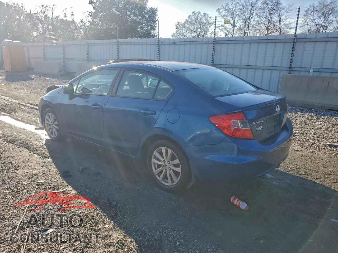 HONDA CIVIC 2012 - 2HGFB2F88CH532319