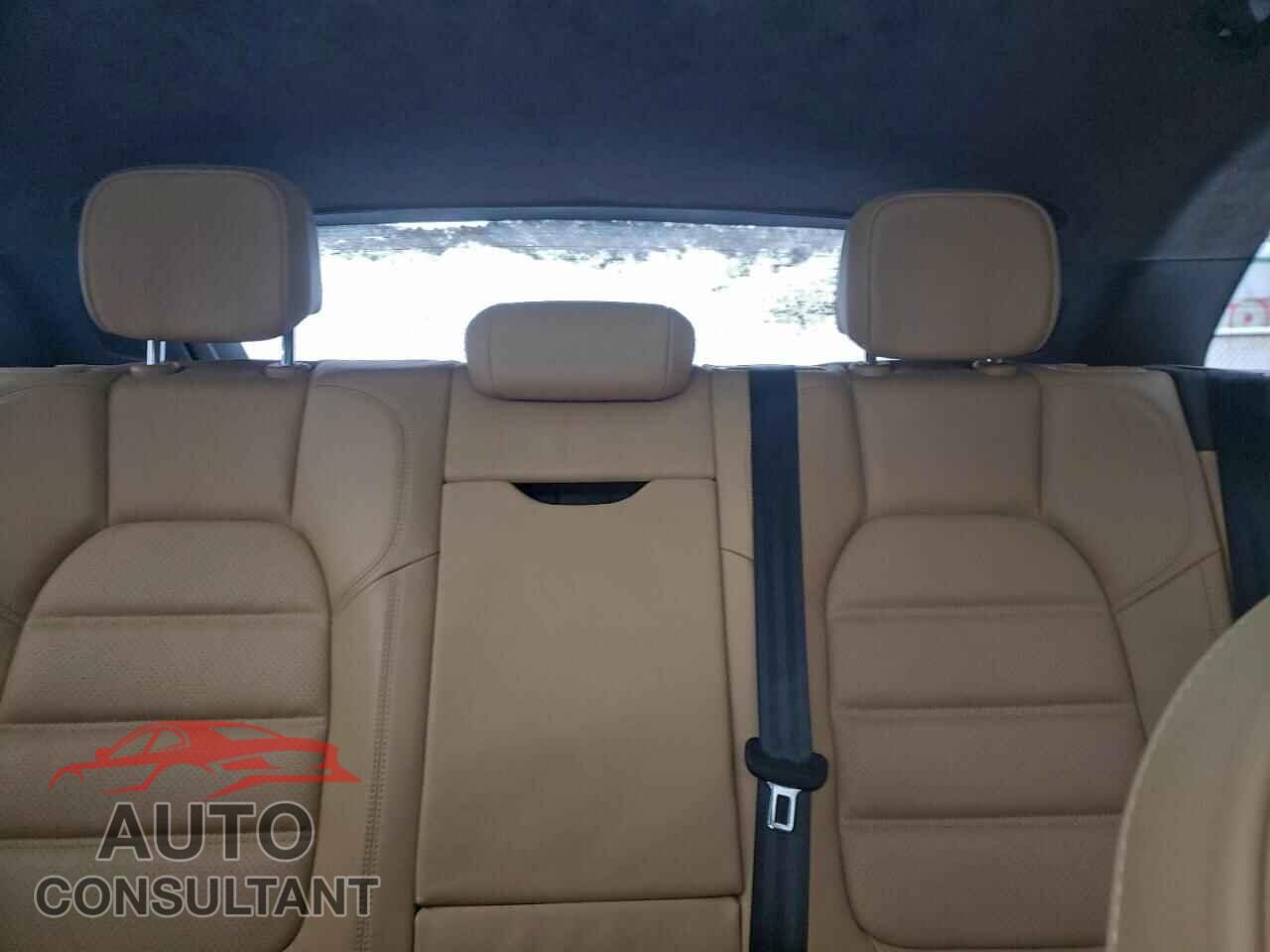 PORSCHE MACAN 2016 - WP1AF2A59GLB92907