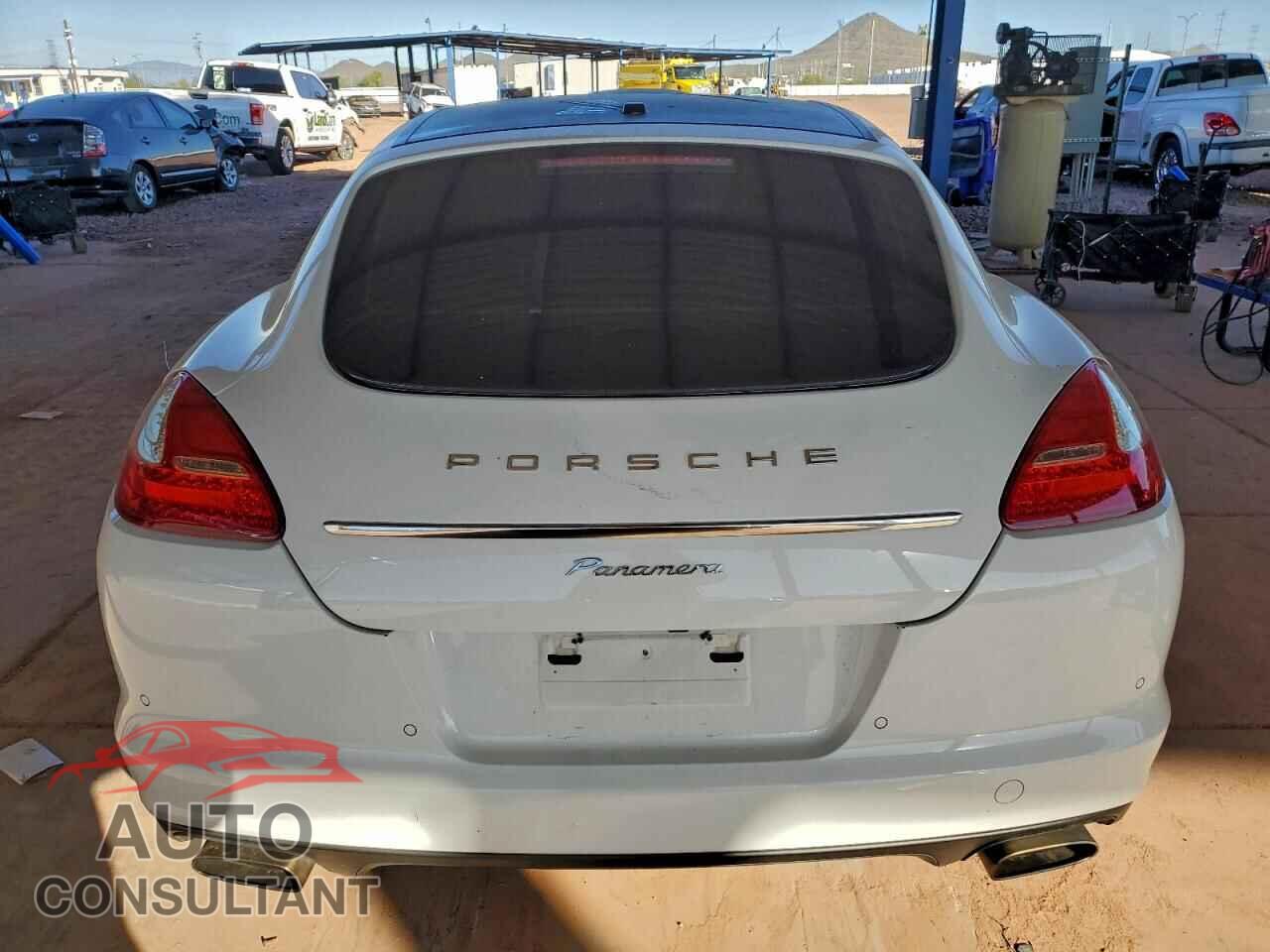 PORSCHE PANAMERA 2013 - WP0AA2A76DL010769