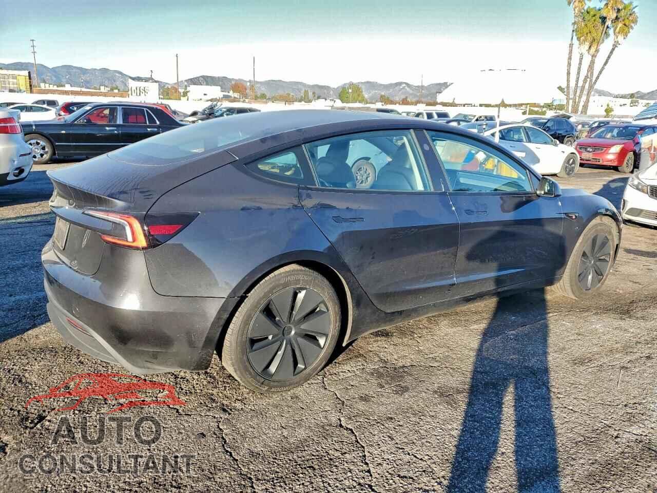 TESLA MODEL 3 2024 - 5YJ3E1EA7RF722120