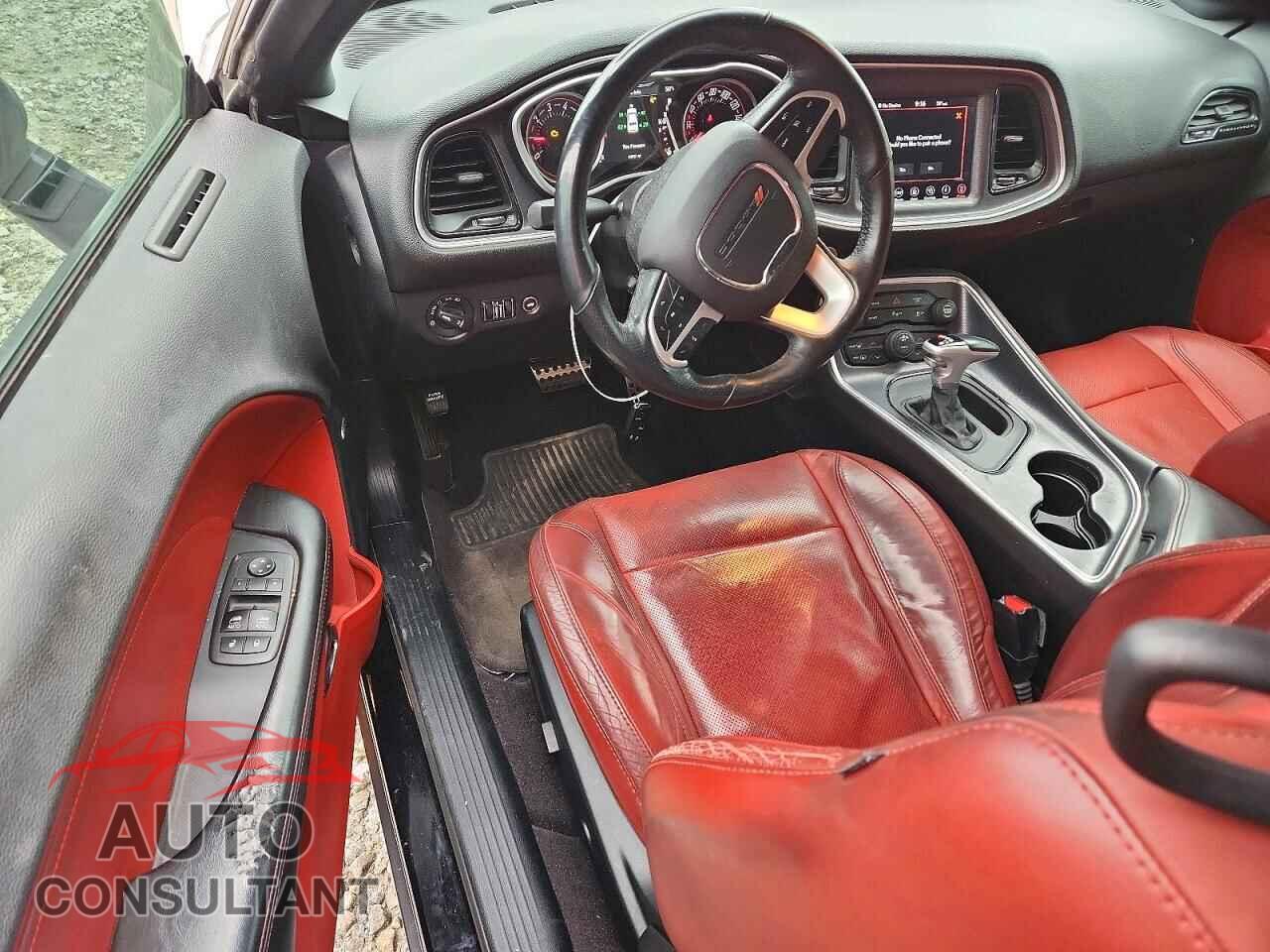 DODGE CHALLENGER 2018 - 2C3CDZBT2JH155017