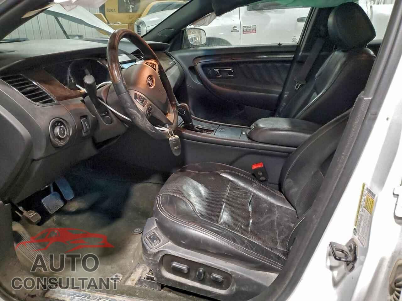 FORD TAURUS 2013 - 1FAHP2J81DG213928
