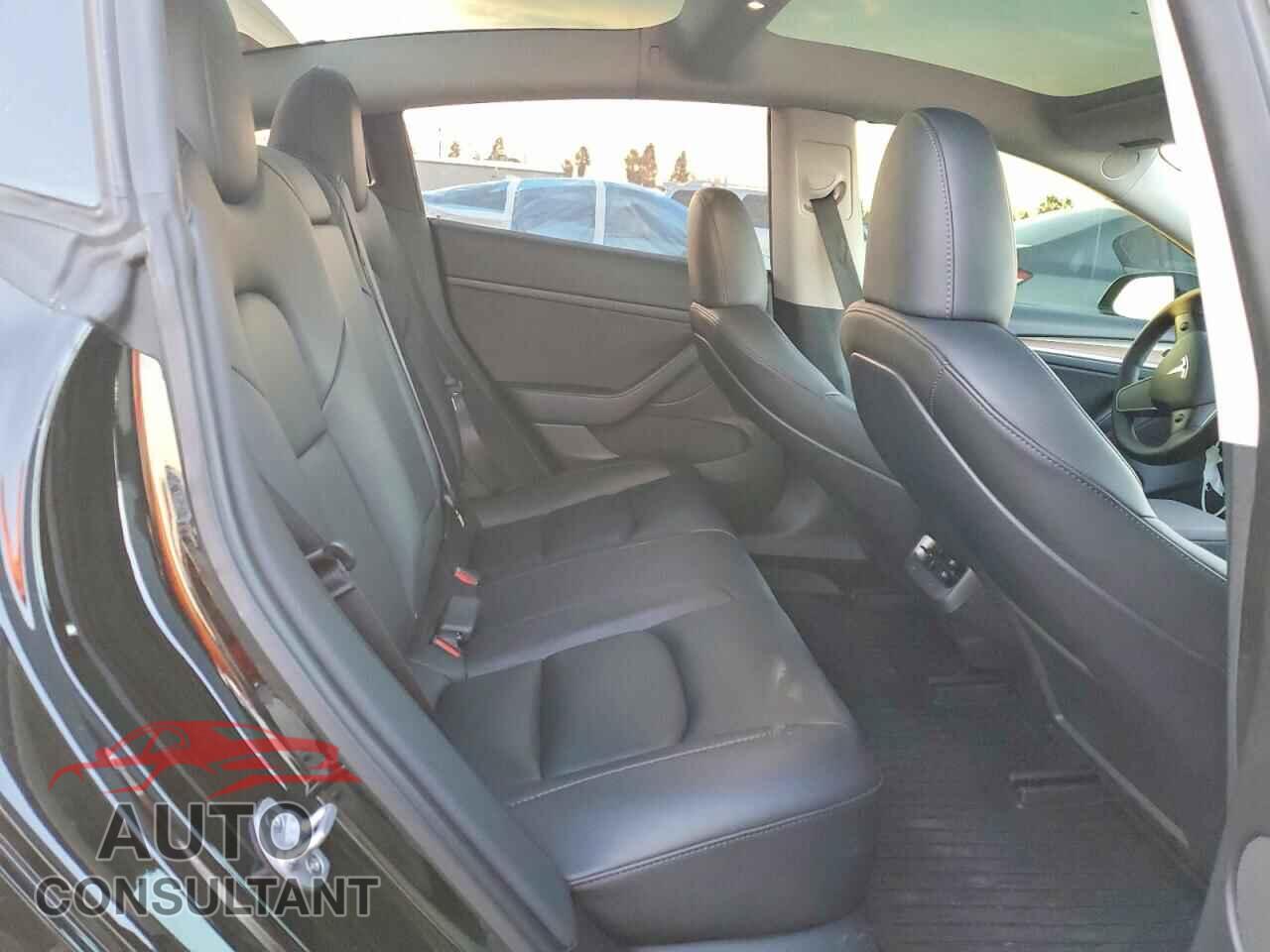 TESLA MODEL 3 2023 - 5YJ3E1EA5PF540803