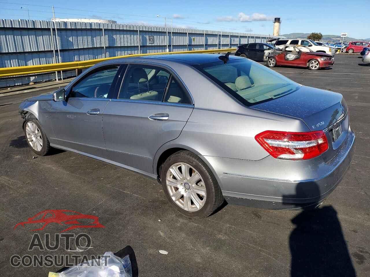 MERCEDES-BENZ E-CLASS 2012 - WDDHF5KB9CA555191